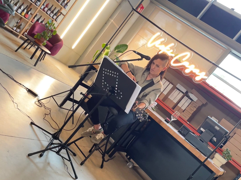 songsandwines_vicki_casas